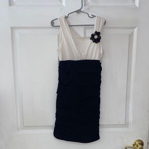 Amy's Closet Black and Cream Sleeveless Mini Dress